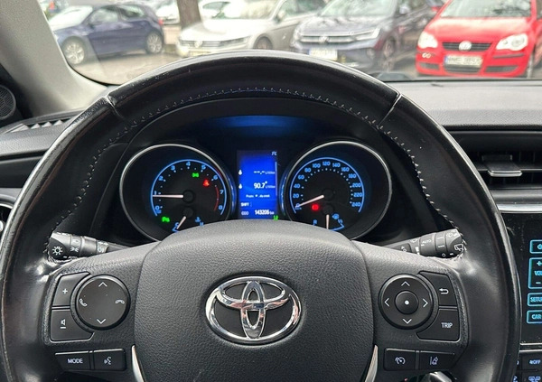 Toyota Auris cena 45900 przebieg: 142000, rok produkcji 2016 z Pszczyna małe 154